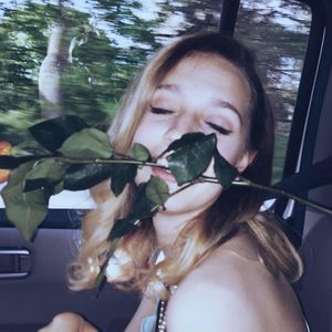 Meet your Posher, Bella